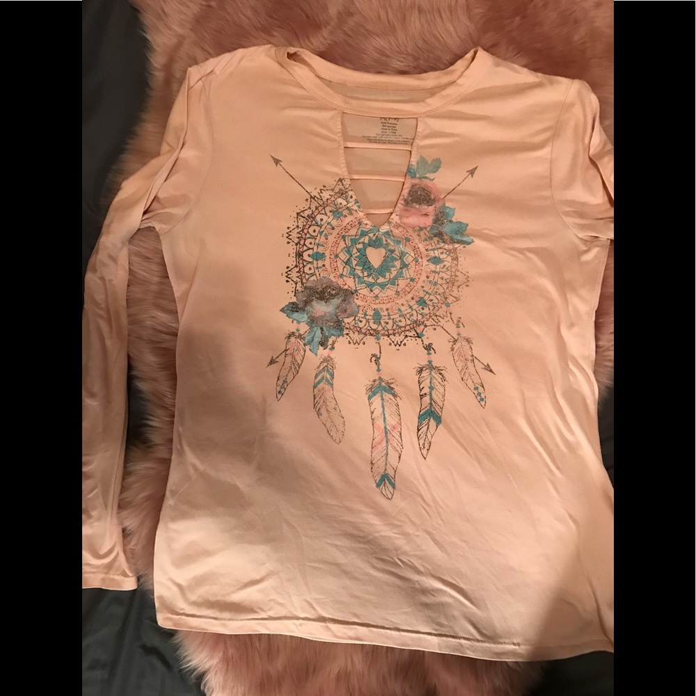 Wound Up Pink top with Dream Catcher print.